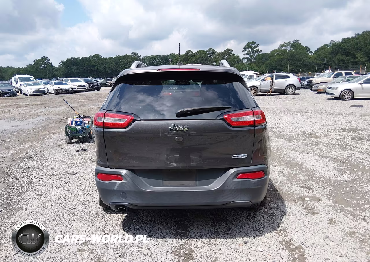 2016 Jeep Cherokee Latitude VIN:1C4PJLCB8GW171466 - 16