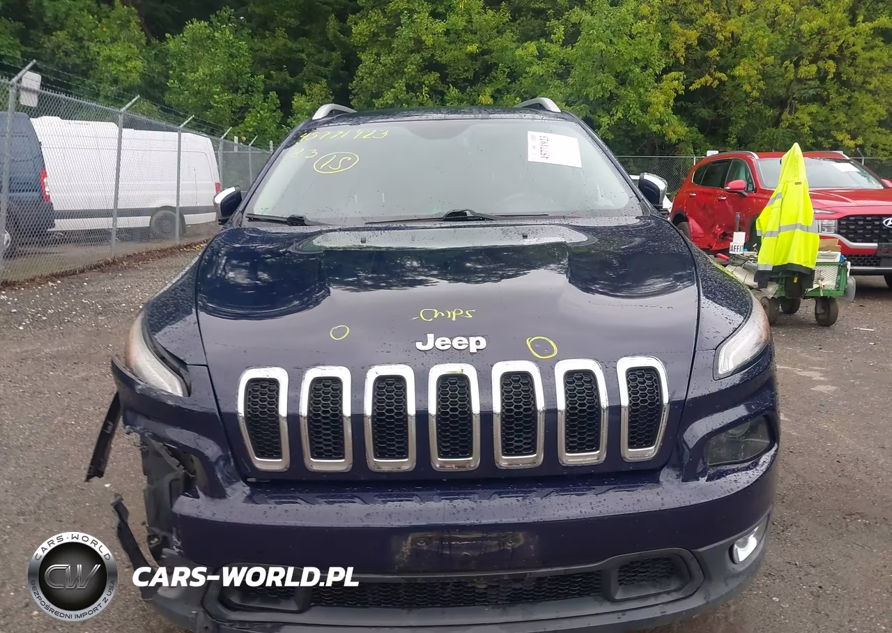 2015 Jeep Cherokee Latitude VIN:1C4PJLCBXFW662863 - 12