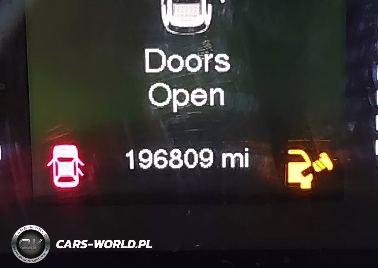 2015 Jeep Cherokee Latitude VIN:1C4PJLCBXFW662863 - 15