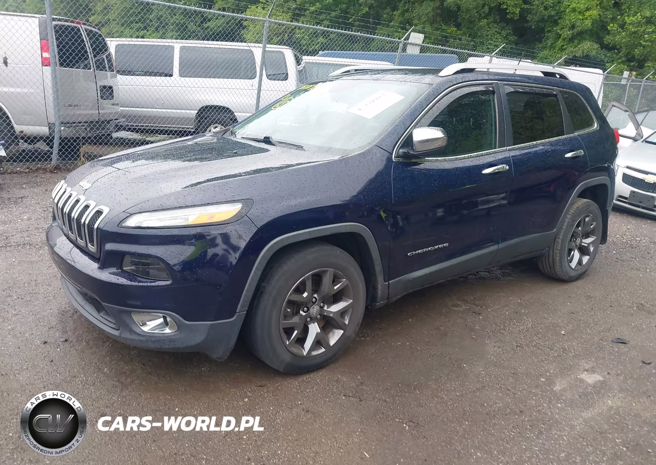 2015 Jeep Cherokee Latitude VIN:1C4PJLCBXFW662863 - 2