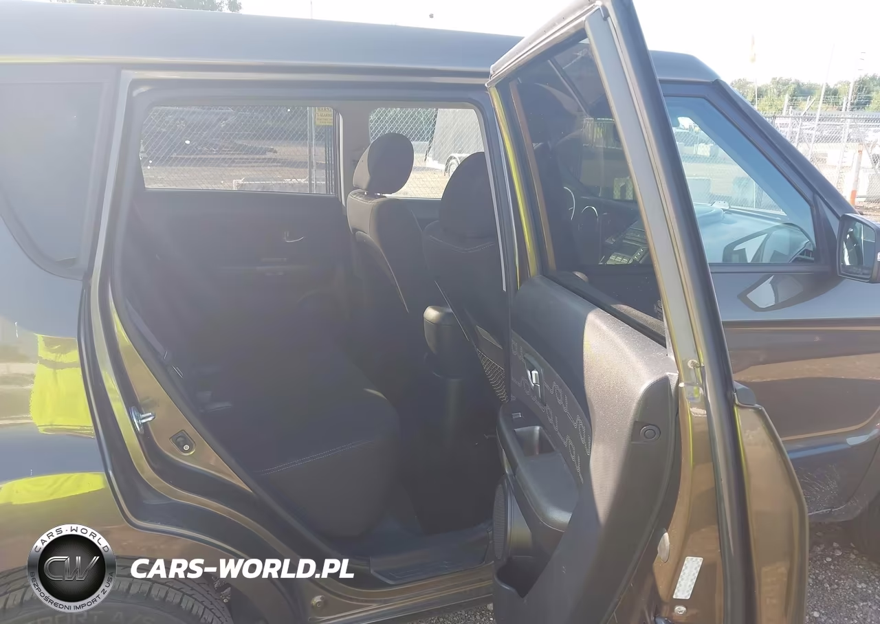 2012 Kia Soul + VIN:KNDJT2A66C7409884 - 8