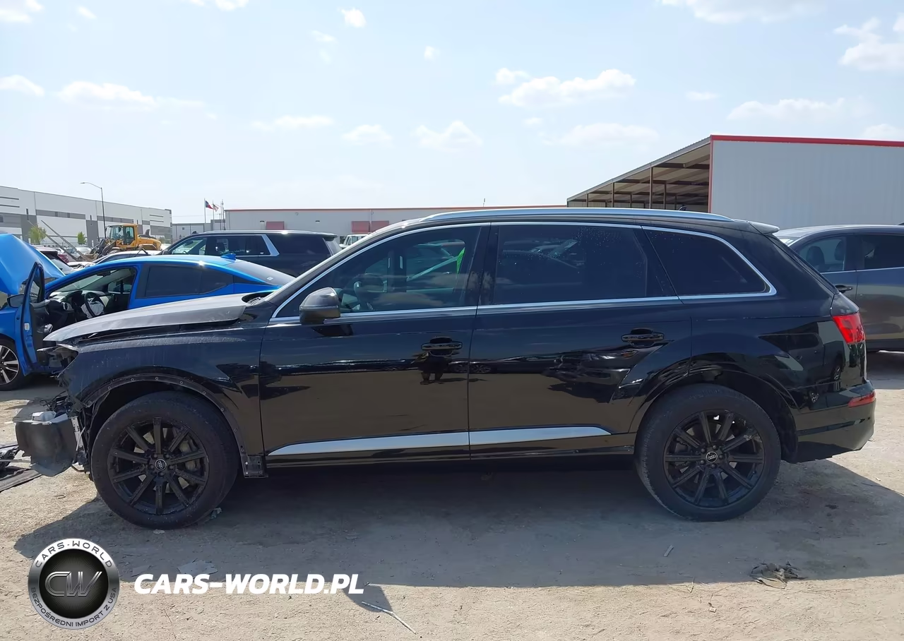 2018 Audi Q7 3.0T Premium VIN:WA1LAAF70JD044007 - 15