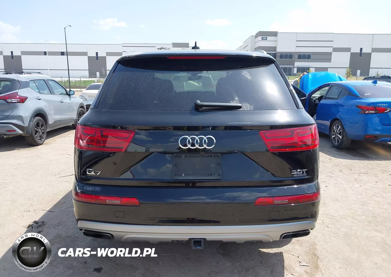 2018 Audi Q7 3.0T Premium VIN:WA1LAAF70JD044007 - 17