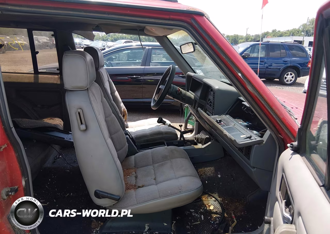 1993 Jeep Cherokee Sport VIN:1J4FJ67S9PL589697 - 5