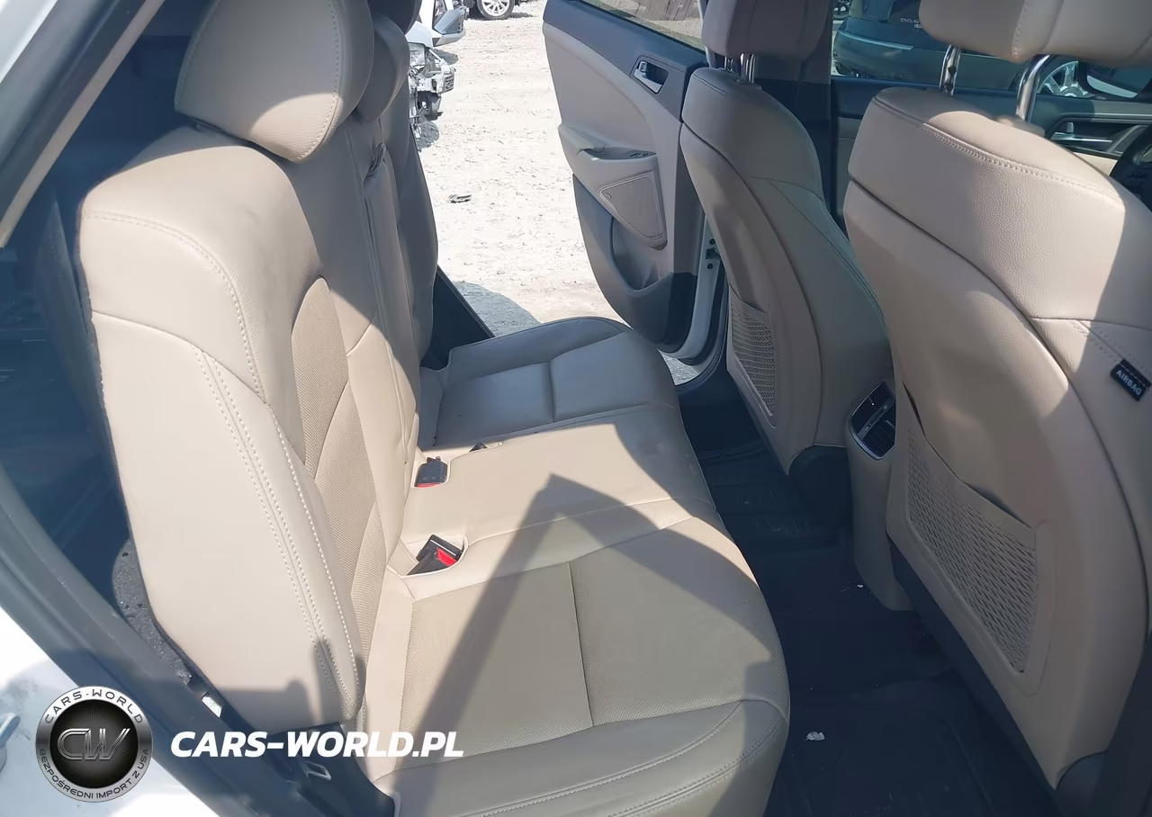 2017 Hyundai Tucson Limited VIN:KM8J3CA26HU388560 - 8