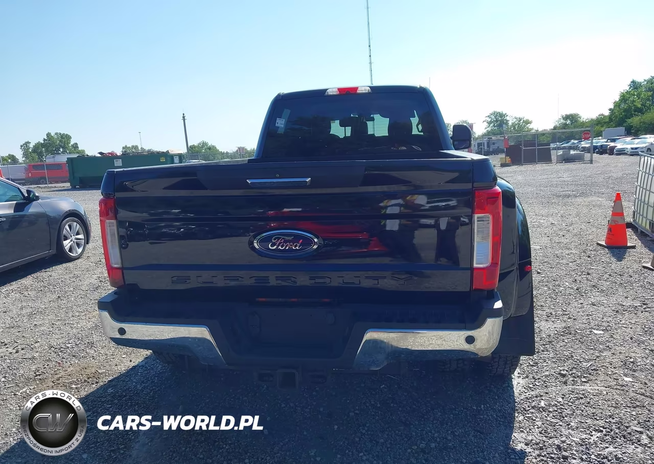 2019 Ford F-350 Xlt VIN:1FT8W3DTXKEC67868 - 15