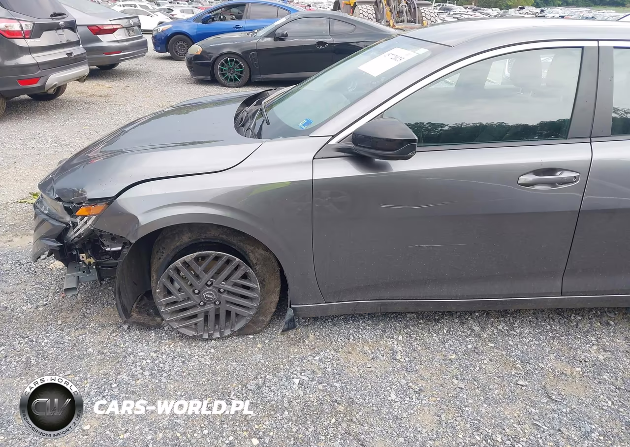 2026 Nissan Sentra Sv VIN:3N1AB9CV7TY285335 - 12