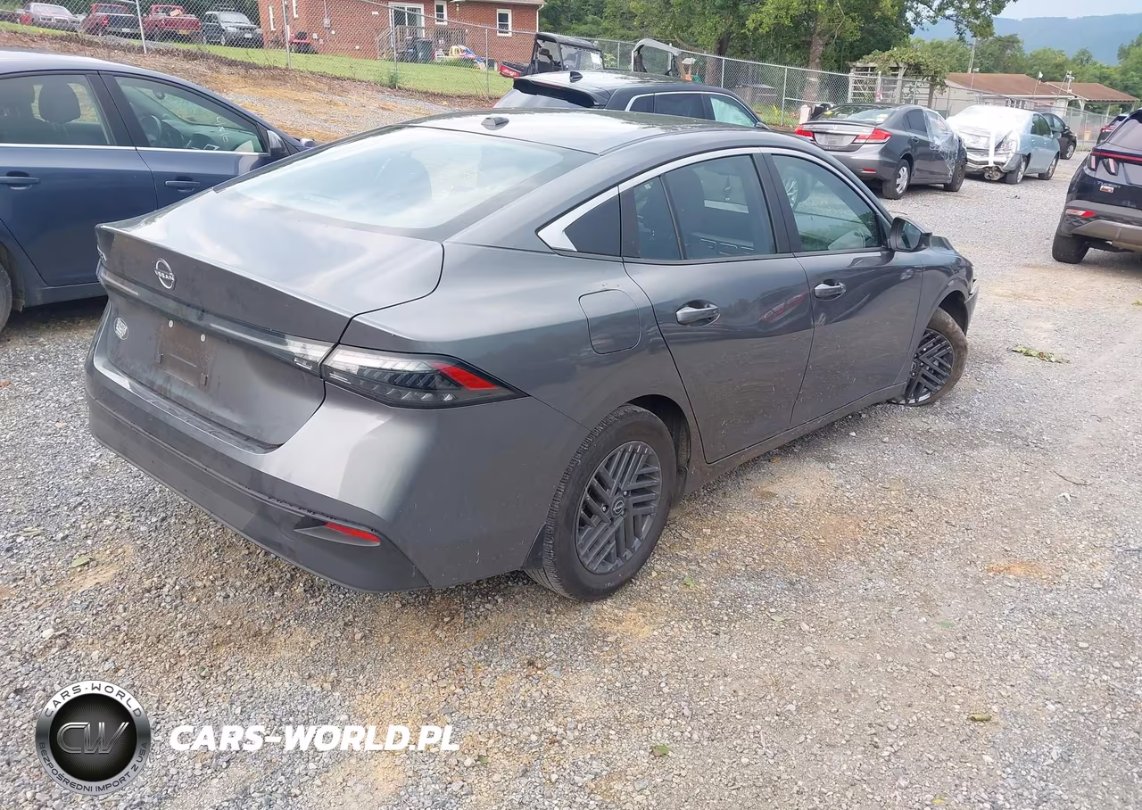2026 Nissan Sentra Sv VIN:3N1AB9CV7TY285335 - 4