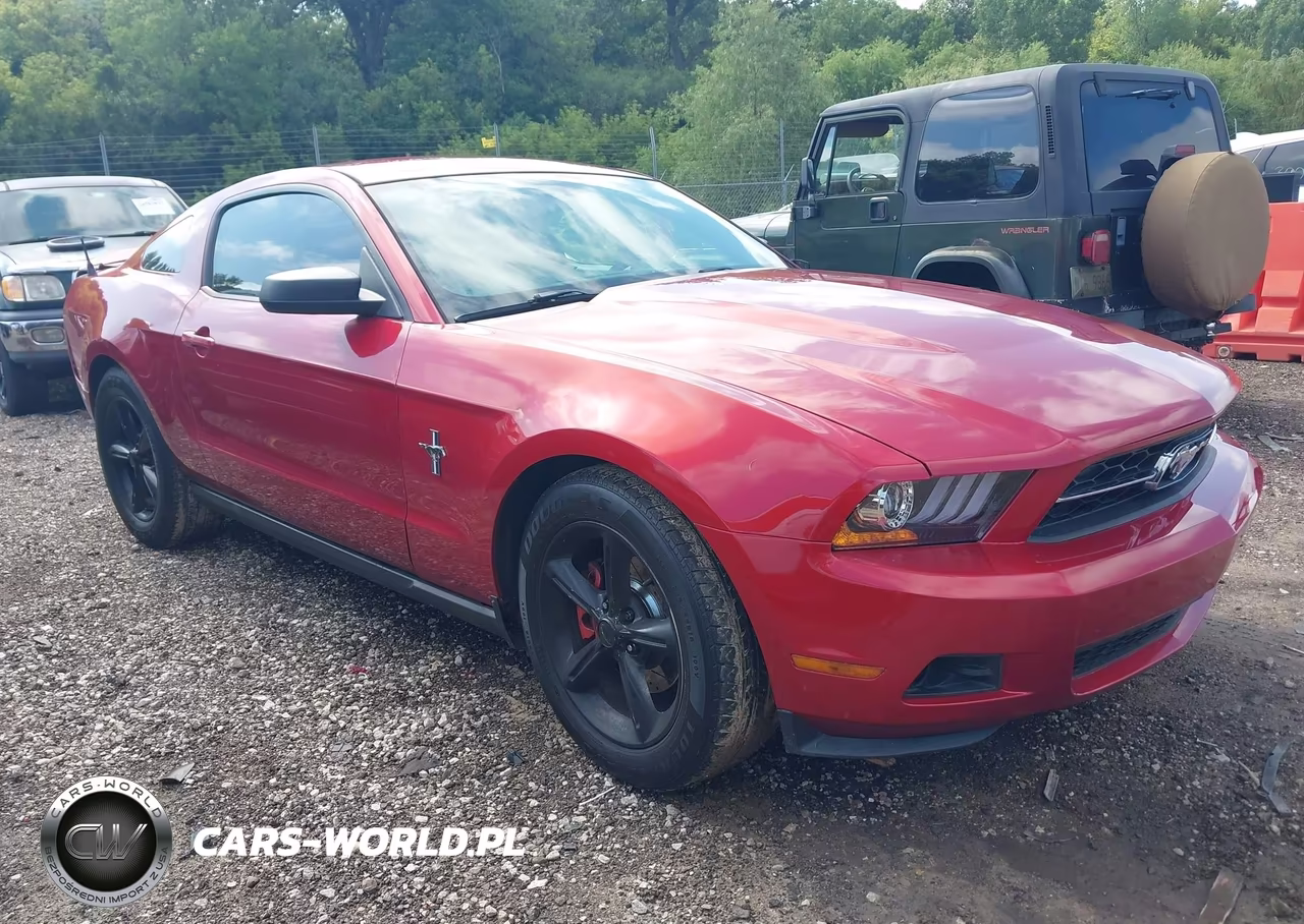 2011 Ford Mustang V6