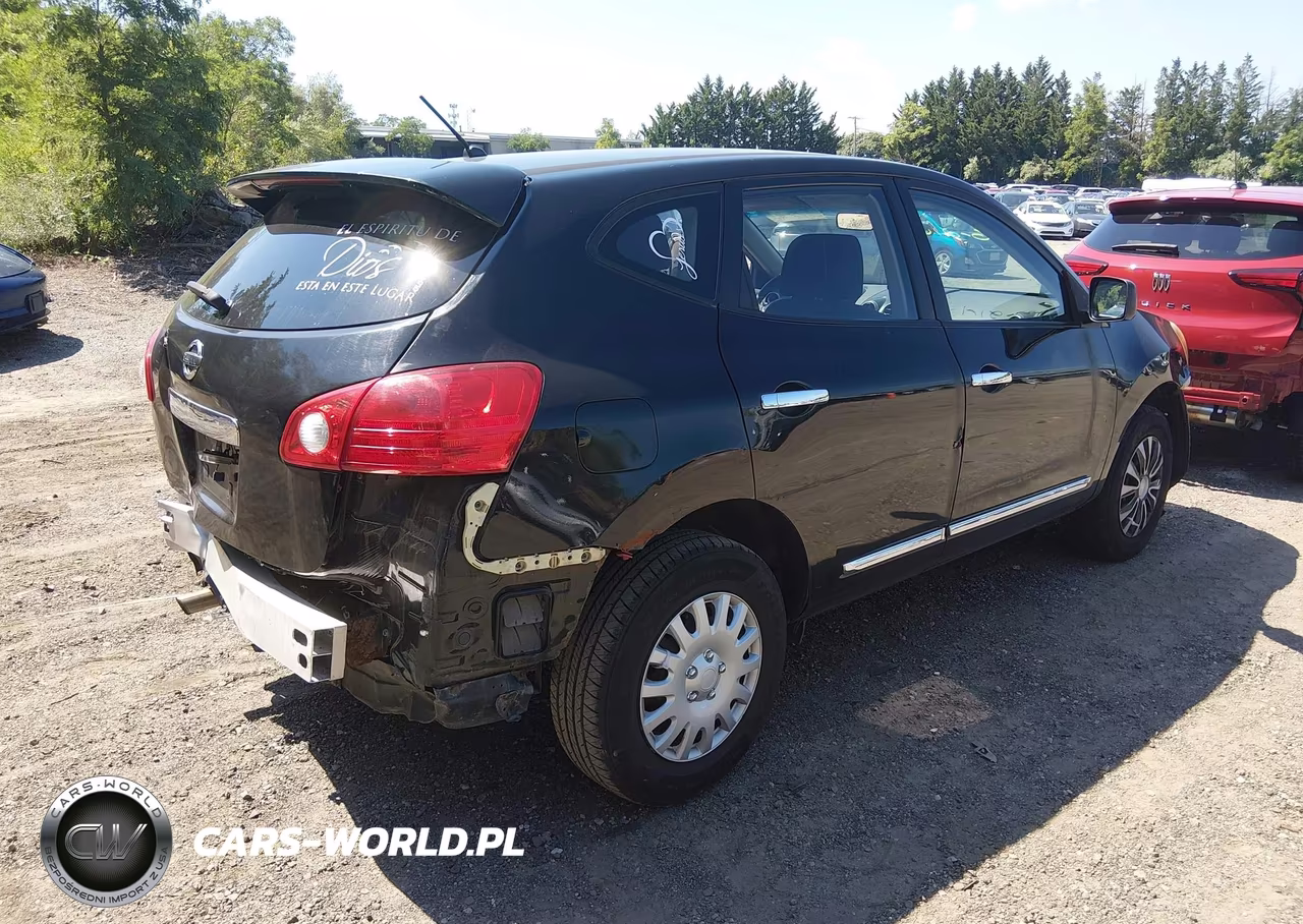 2013 Nissan Rogue S VIN:JN8AS5MT1DW522157 - 4