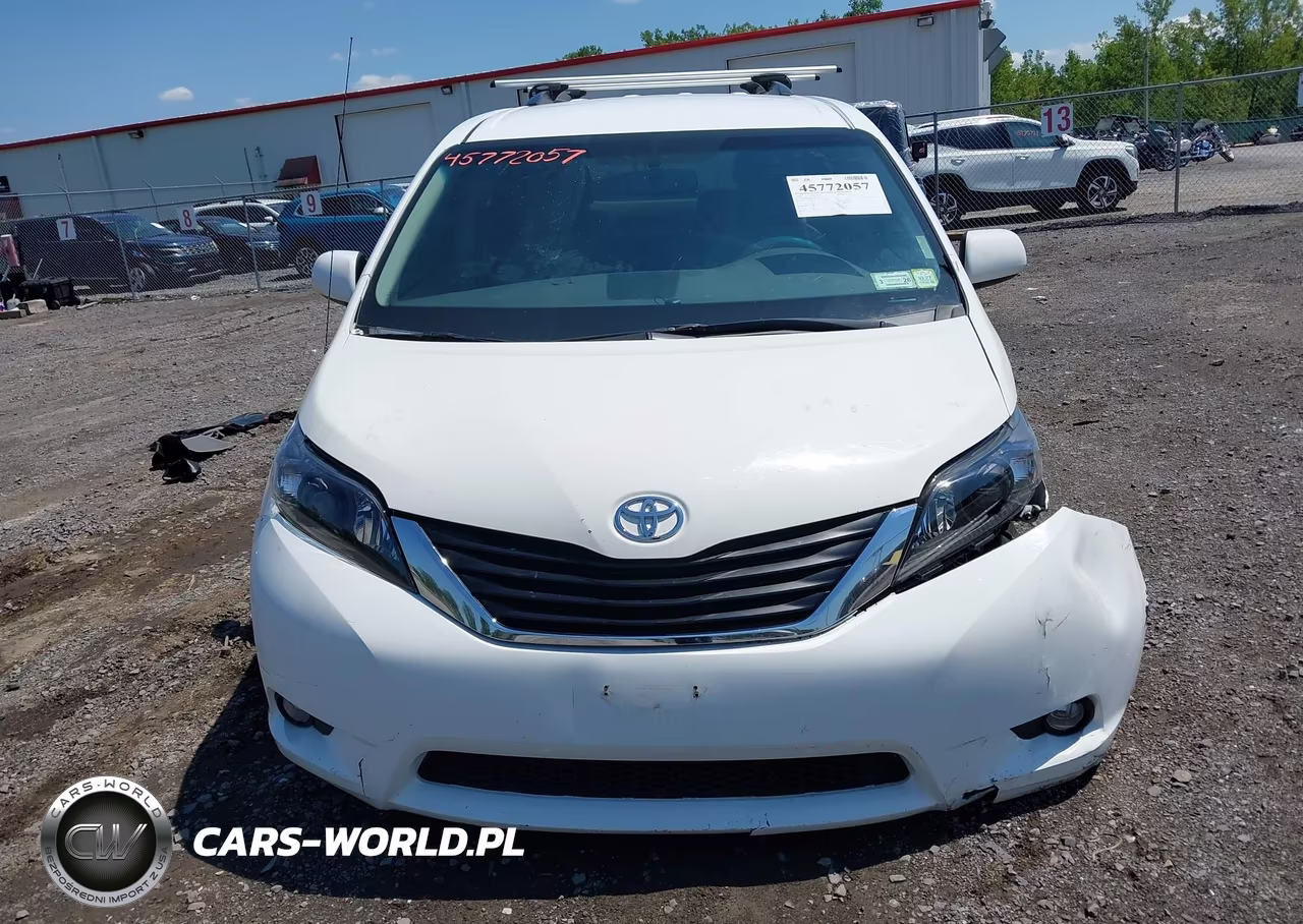 2011 Toyota Sienna Le V6 VIN:5TDKK3DC6BS004272 - 12