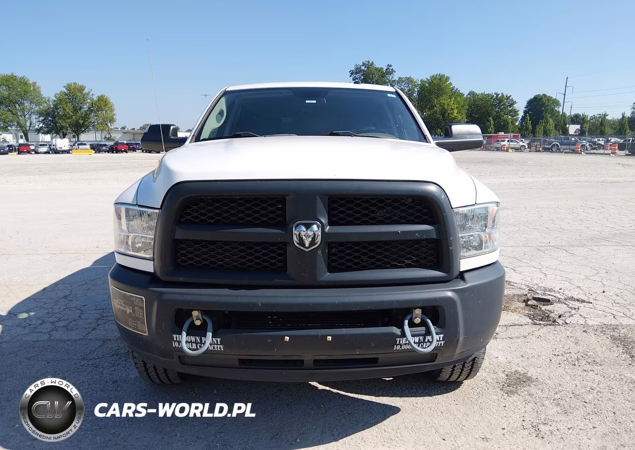 2017 Ram 3500 Tradesman 4X4 8' Box VIN:3C63R3GL0HG710518 - 13