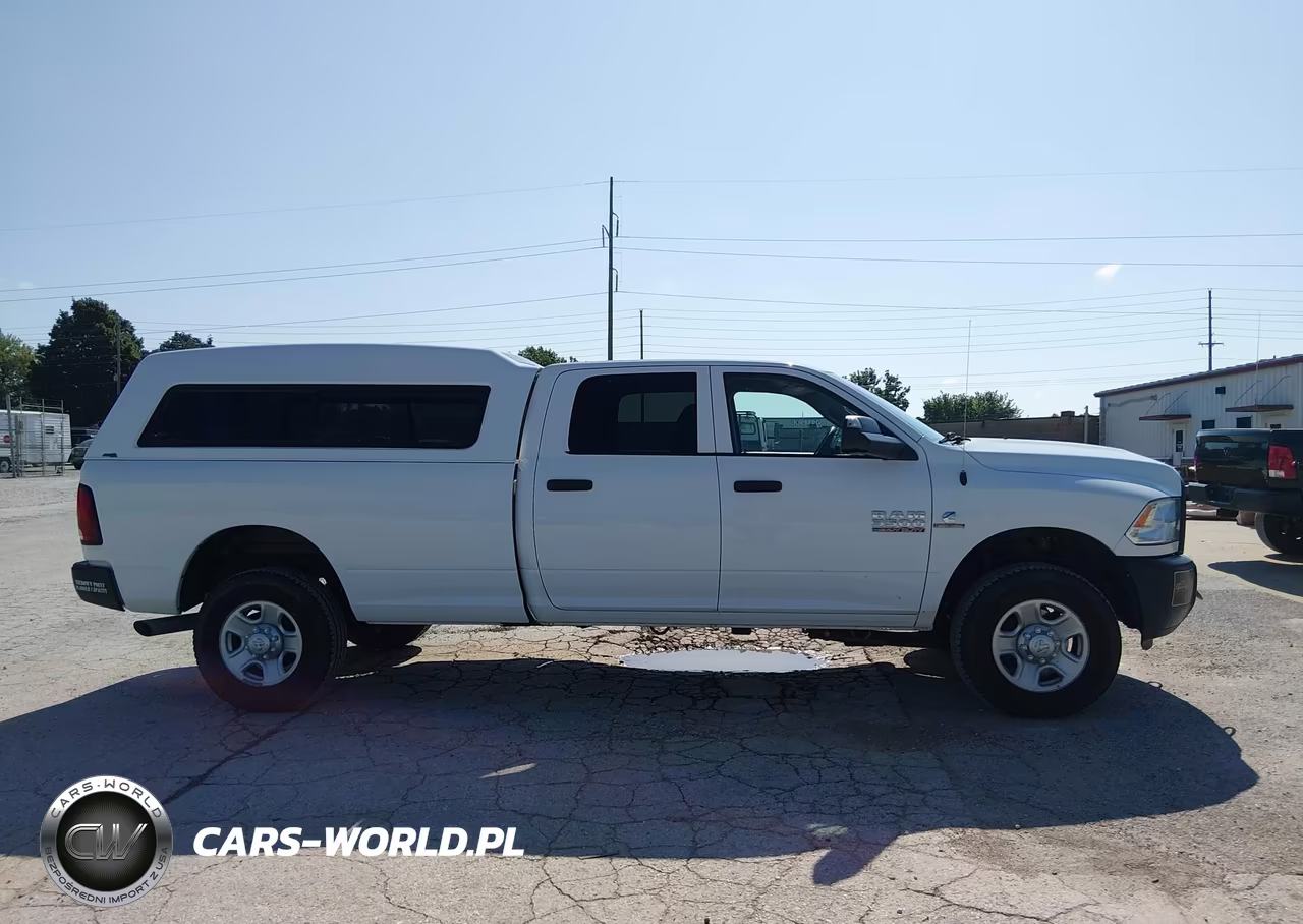 2017 Ram 3500 Tradesman 4X4 8' Box VIN:3C63R3GL0HG710518 - 14