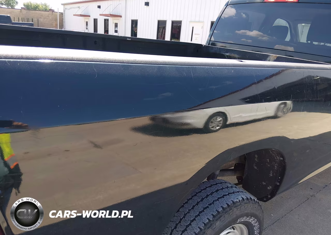 2018 Ram 2500 Tradesman 4X4 8' Box VIN:3C6TR5HTXJG343658 - 12