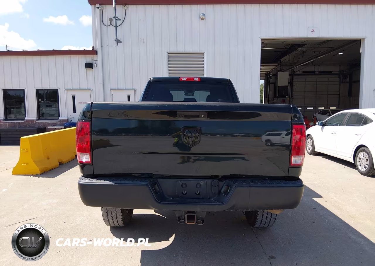 2018 Ram 2500 Tradesman 4X4 8' Box VIN:3C6TR5HTXJG343658 - 17