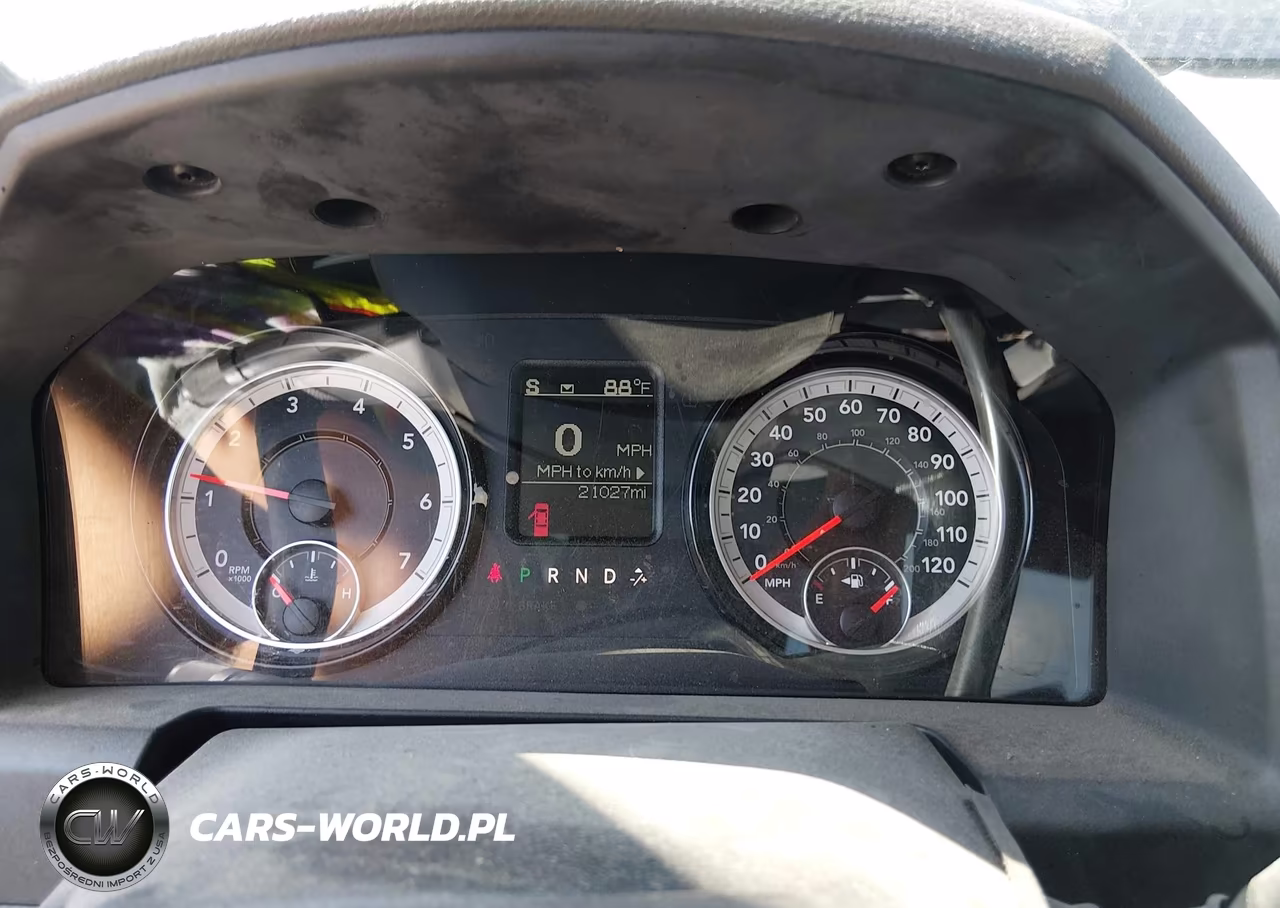 2018 Ram 2500 Tradesman 4X4 8' Box VIN:3C6TR5HTXJG343658 - 7