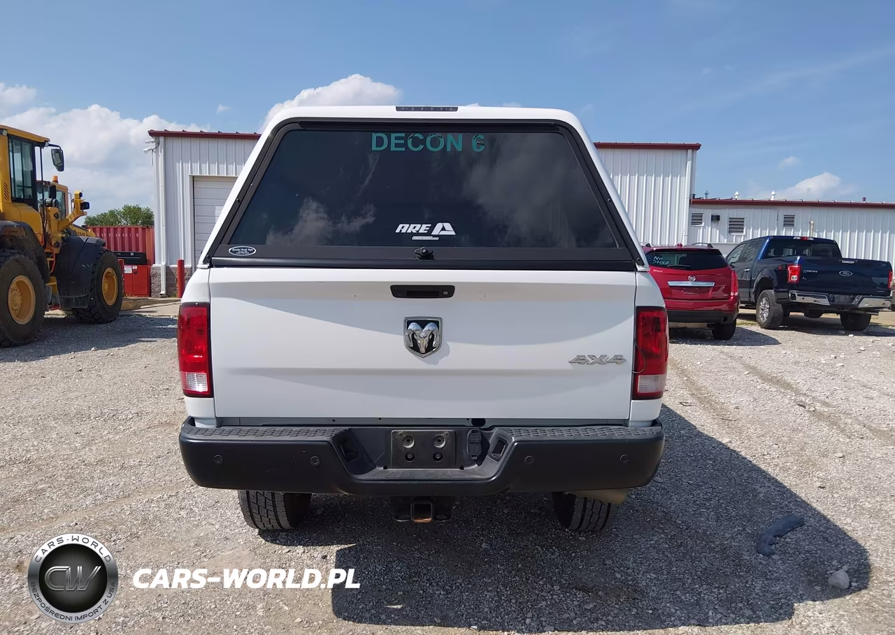 2017 Ram 3500 Tradesman 4X4 8' Box VIN:3C63R3GL1HG710513 - 16