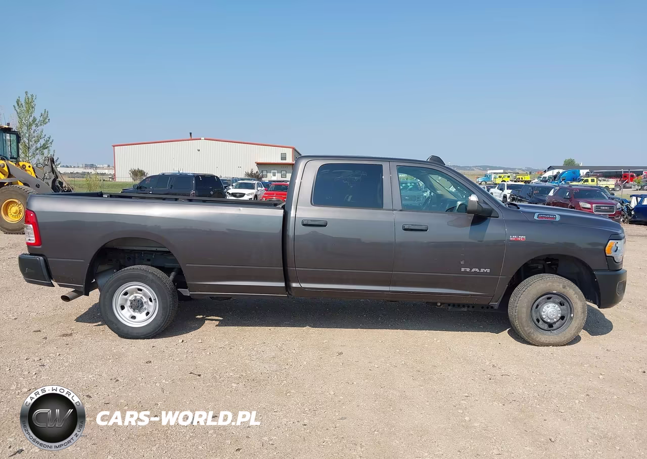 2020 Ram 2500 Tradesman 4X4 8' Box VIN:3C6UR5HJ1LG234351 - 13