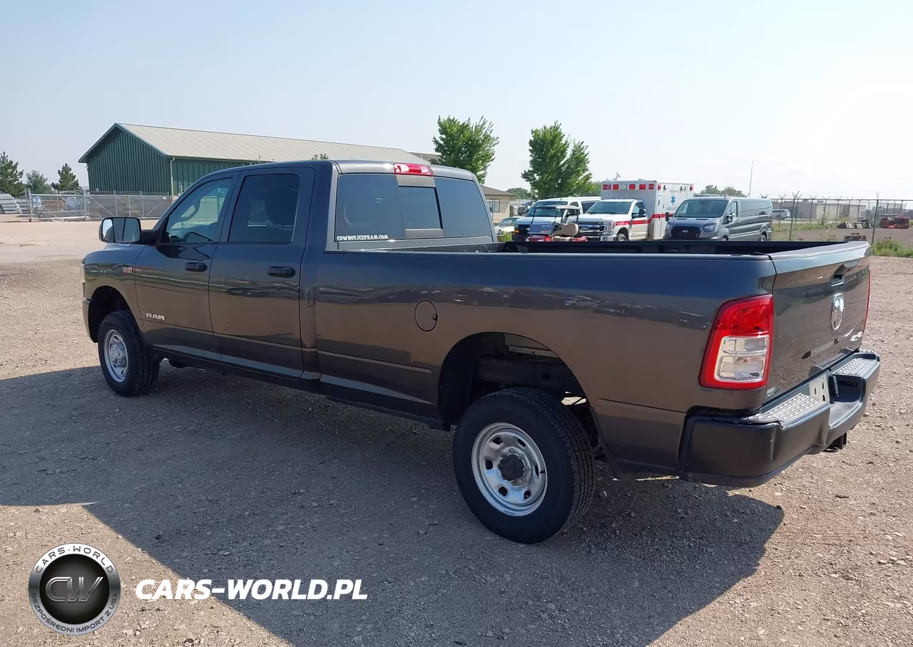 2020 Ram 2500 Tradesman 4X4 8' Box VIN:3C6UR5HJ1LG234351 - 3