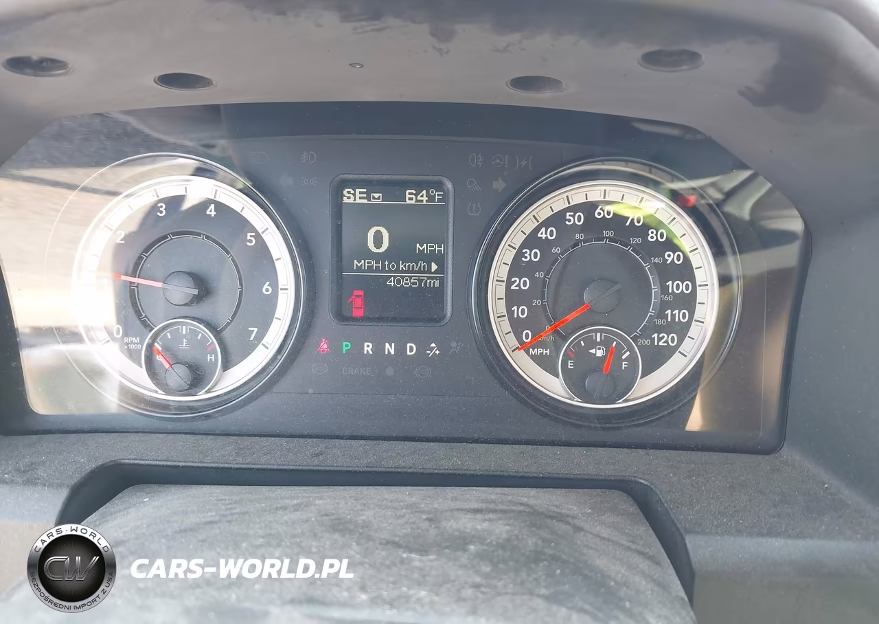 2019 Ram 1500 Classic Tradesman 4X4 8' Box VIN:3C6JR7DG4KG503322 - 7