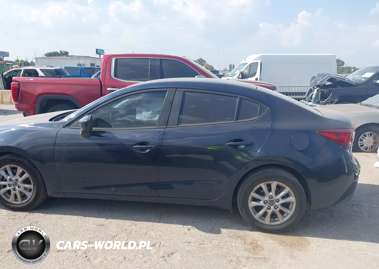 2018 Mazda Mazda3 Sport VIN:3MZBN1U78JM241422 - 14