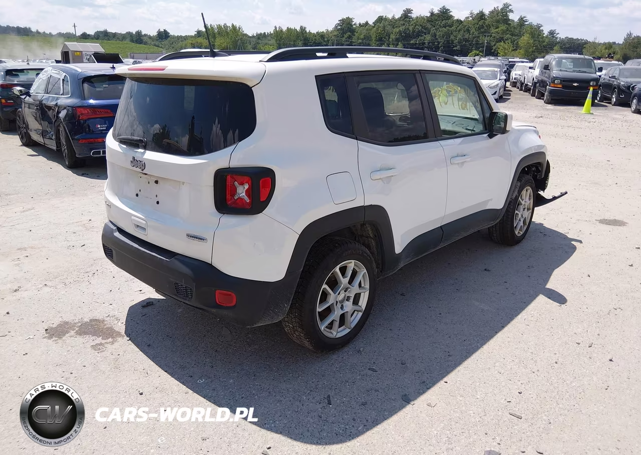 2020 Jeep Renegade Latitude 4X4 VIN:ZACNJBBB3LPL31308 - 4