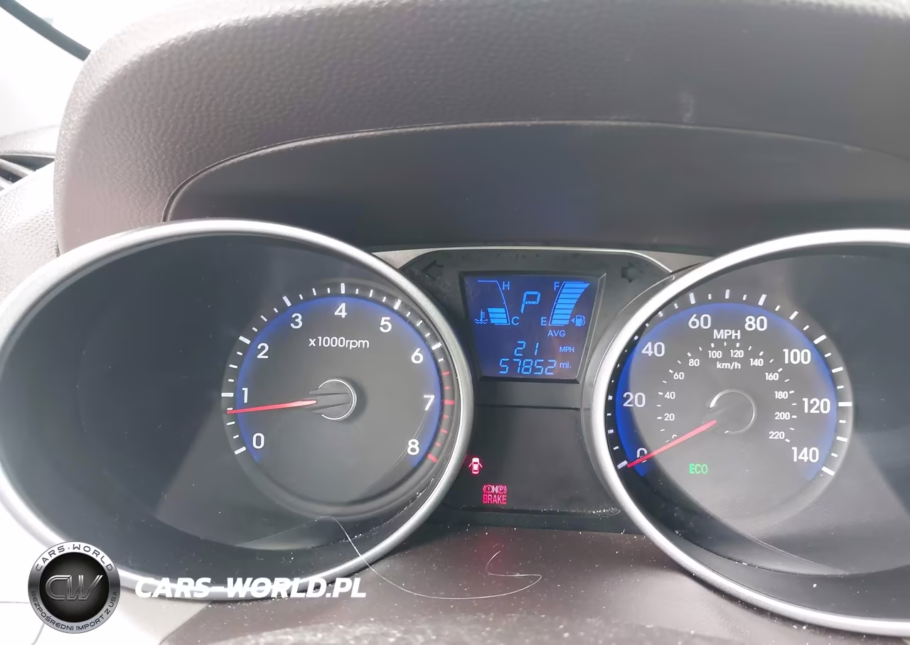 2015 Hyundai Tucson Limited VIN:KM8JU3AG1FU066334 - 7
