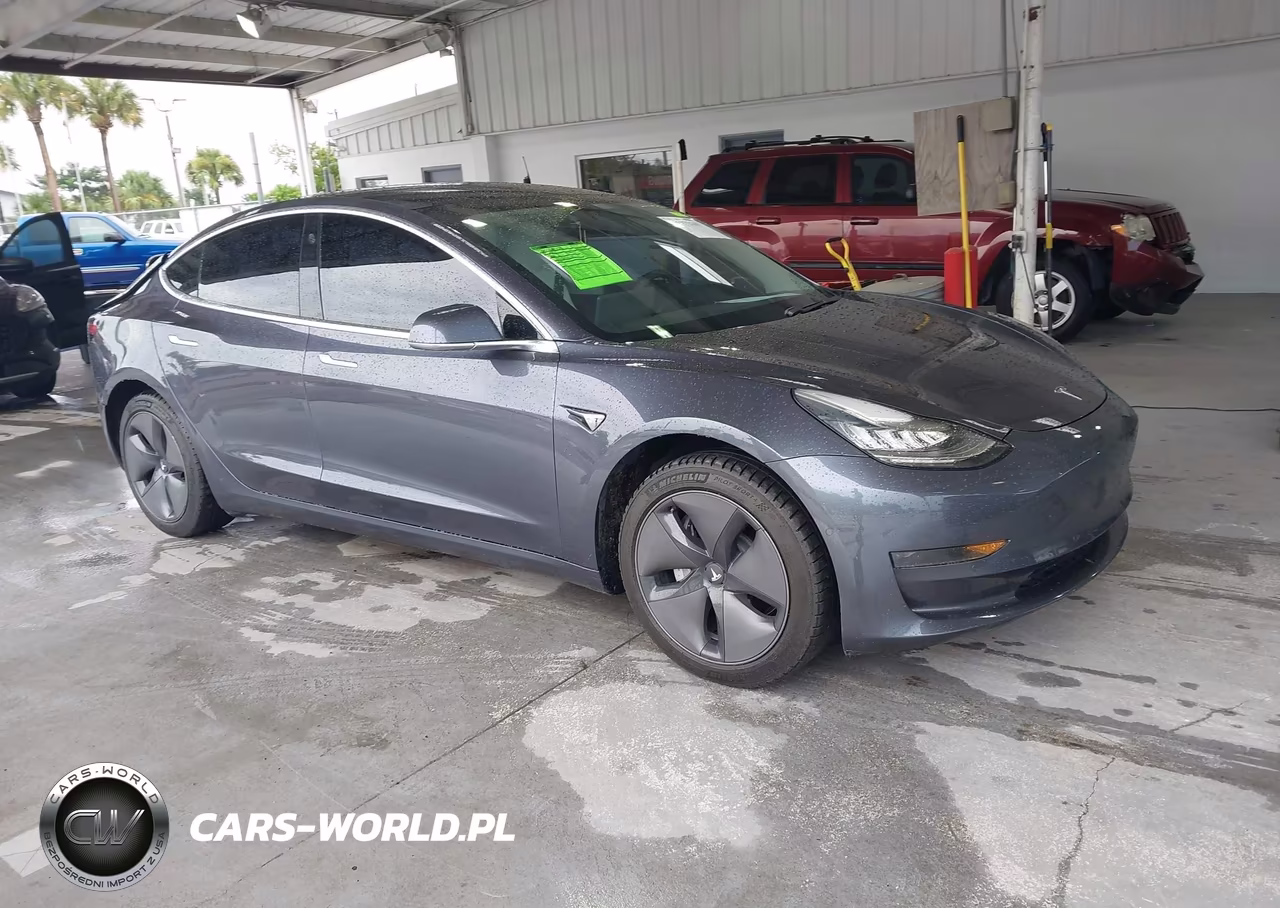 2019 Tesla Model 3 Long Range-Mid Range-Standard Range-Standard Range Plus – zdjęcie 1 z 15