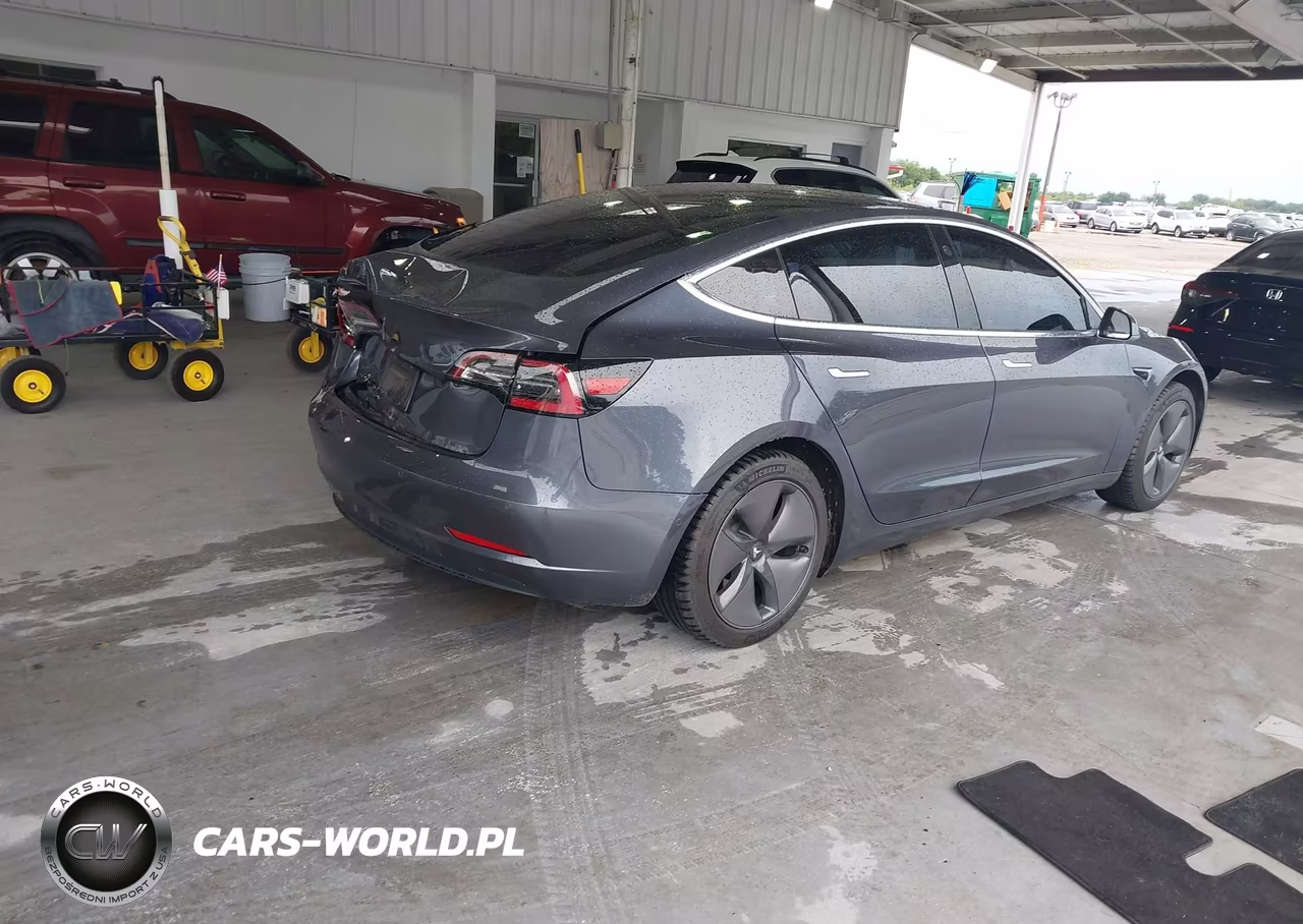 2019 Tesla Model 3 Long Range-Mid Range-Standard Range-Standard Range Plus VIN:5YJ3E1EA9KF486575 - 4