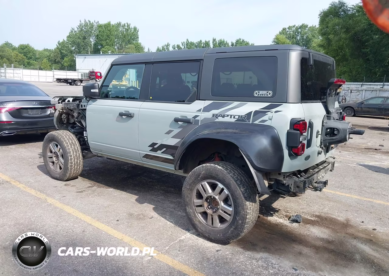 2023 Ford Bronco Raptor VIN:1FMEE5JR2PLB92169 - 3