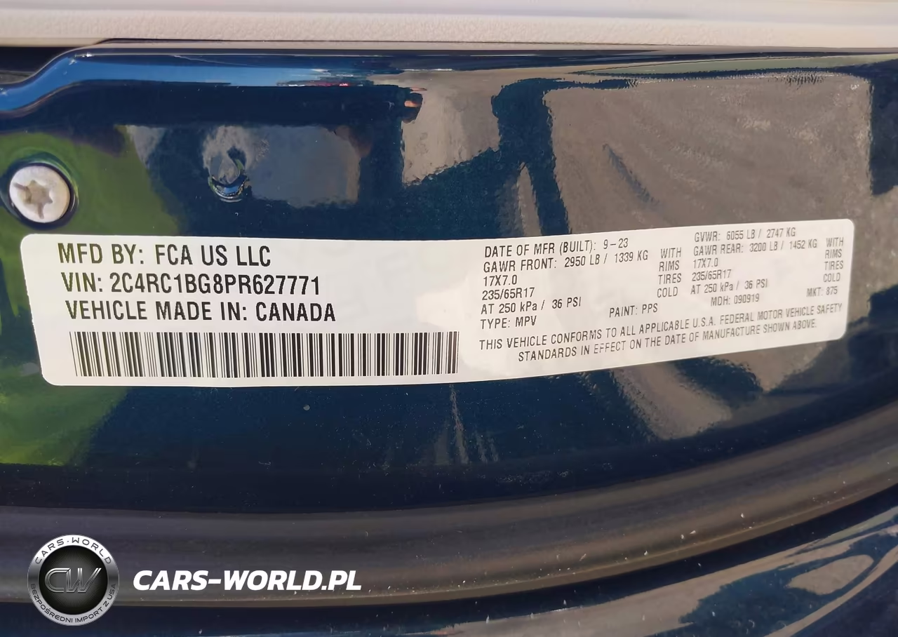 2023 Chrysler Pacifica Touring L VIN:2C4RC1BG8PR627771 - 9