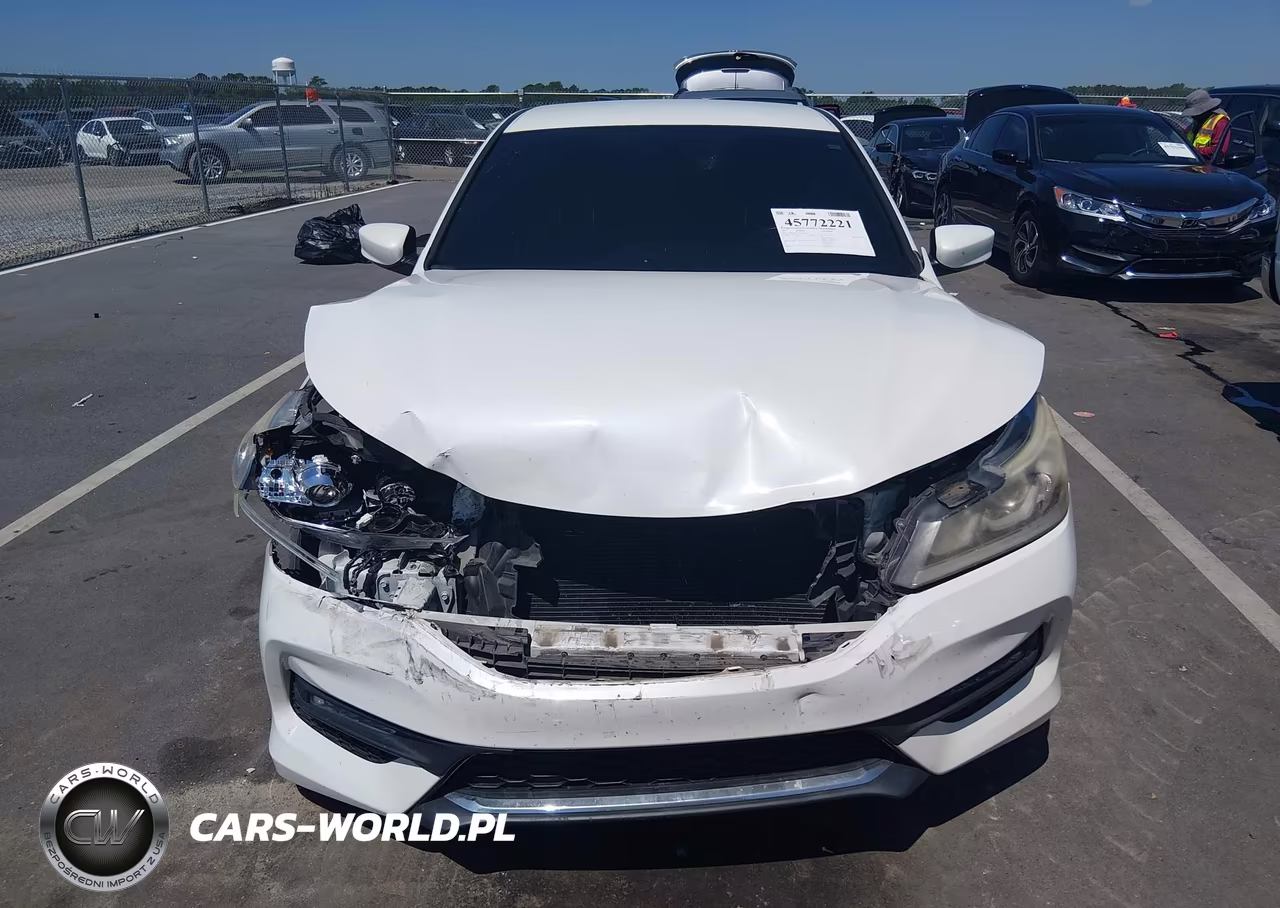 2017 Honda Accord Sport VIN:1HGCR2F59HA161441 - 13