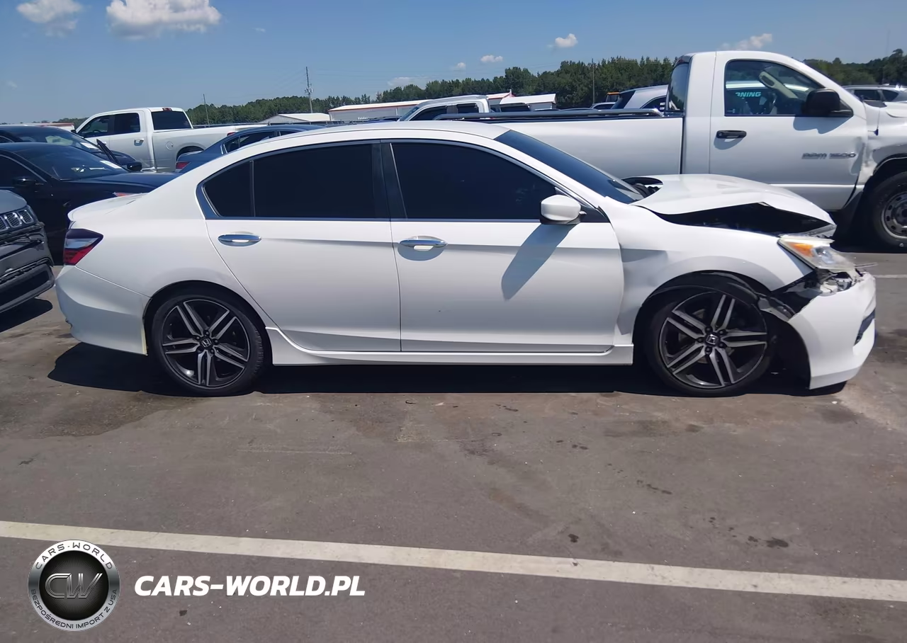 2017 Honda Accord Sport VIN:1HGCR2F59HA161441 - 14