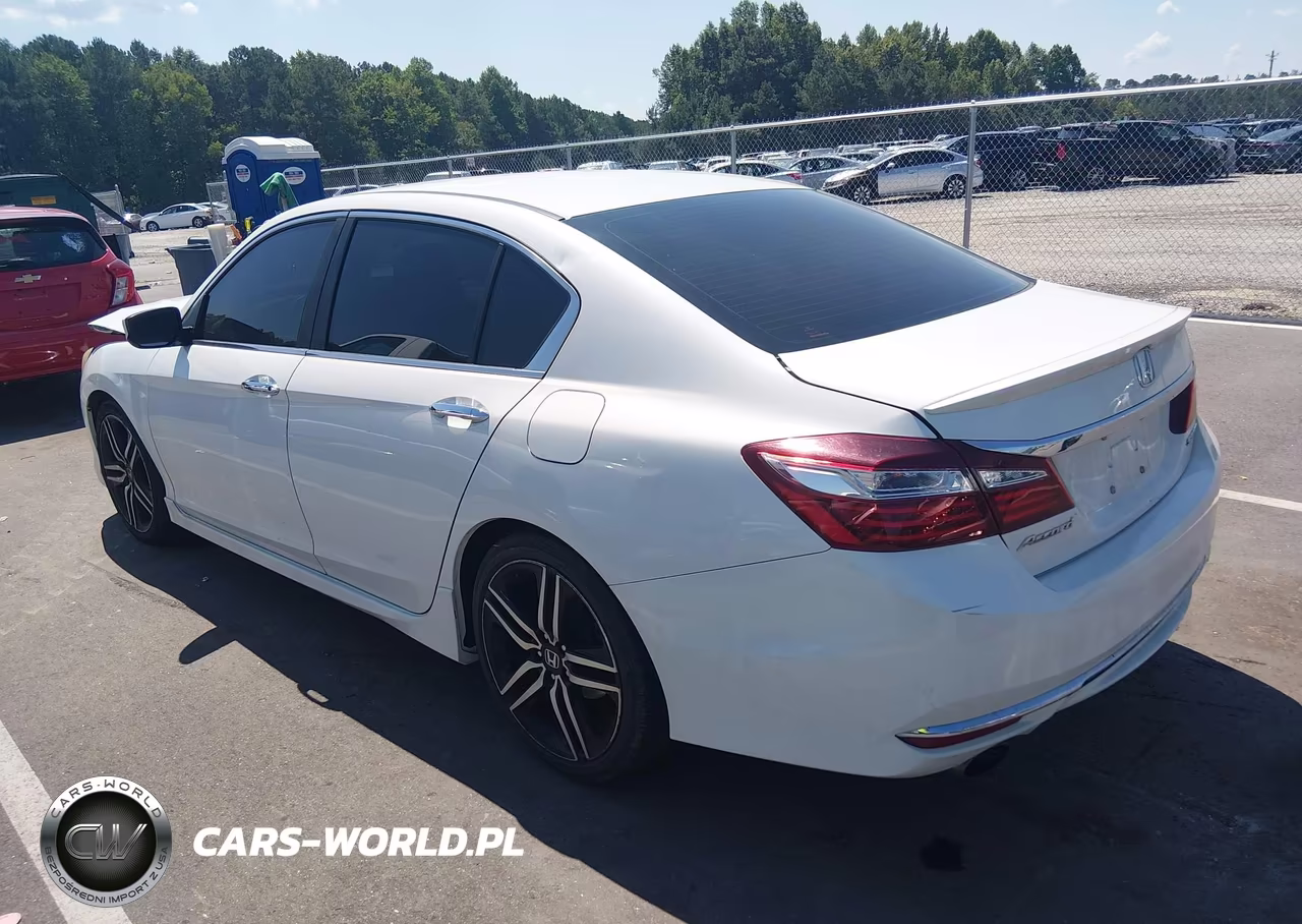 2017 Honda Accord Sport VIN:1HGCR2F59HA161441 - 3