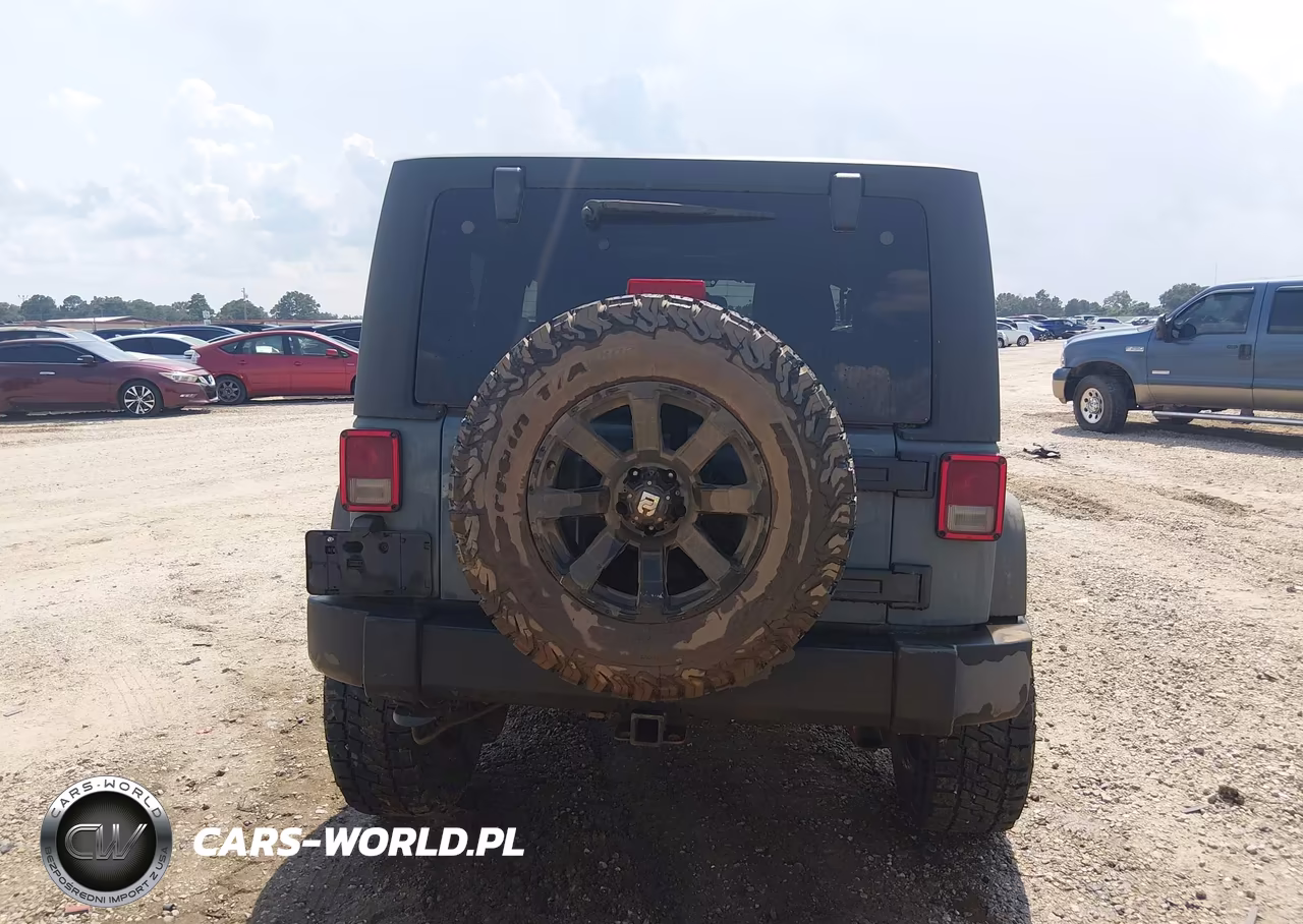 2014 Jeep Wrangler Willys Wheeler VIN:1C4AJWAG3EL253917 - 16