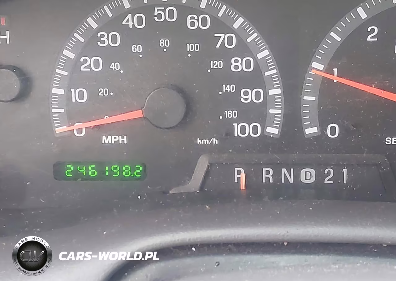 2000 Ford Expedition Xlt VIN:1FMRU15L2YLC15602 - 15