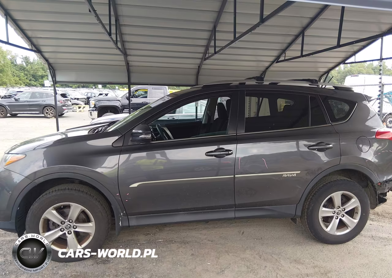 2015 Toyota Rav4 Xle VIN:2T3RFREVXFW407908 - 15