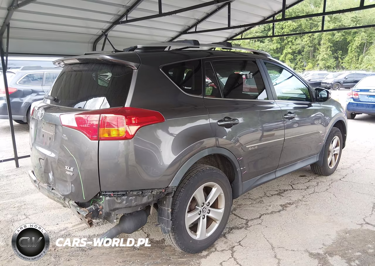 2015 Toyota Rav4 Xle VIN:2T3RFREVXFW407908 - 4