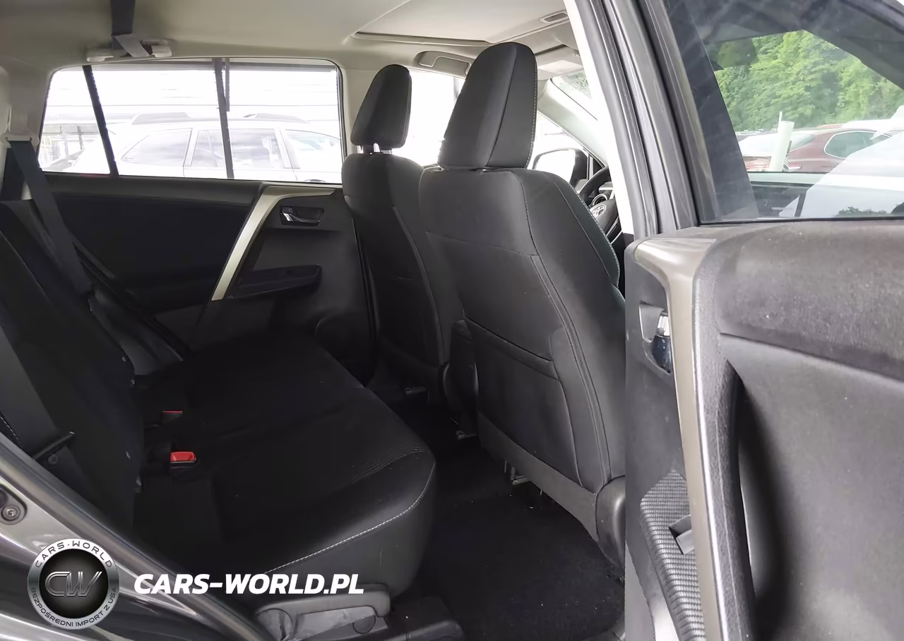 2015 Toyota Rav4 Xle VIN:2T3RFREVXFW407908 - 8