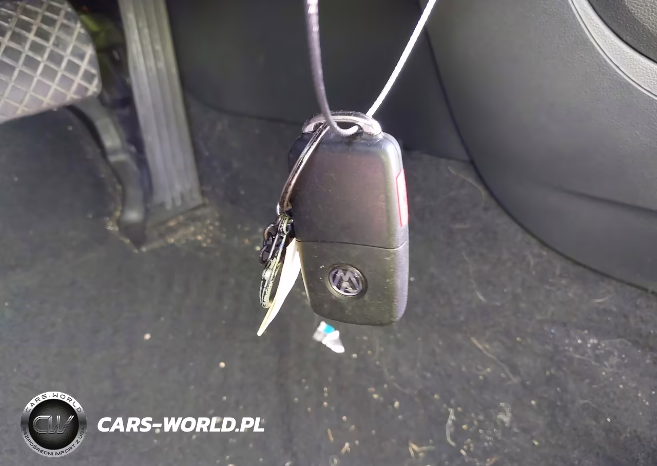 2017 Volkswagen Beetle #Pinkbeetle-1.8T Classic-1.8T S-1.8T Se-1.8T Sel VIN:3VW517AT6HM808492 - 11