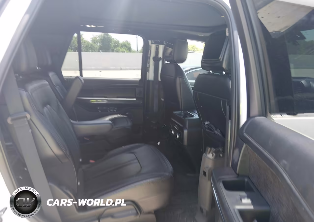 2018 Ford Expedition Limited VIN:1FMJU2AT9JEA45869 - 8