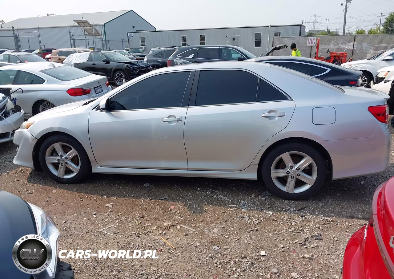 2014 Toyota Camry Se VIN:4T1BF1FK9EU825178 - 15