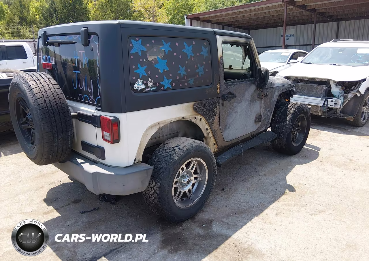 2010 Jeep Wrangler Sport VIN:1J4AA2D16AL128060 - 4