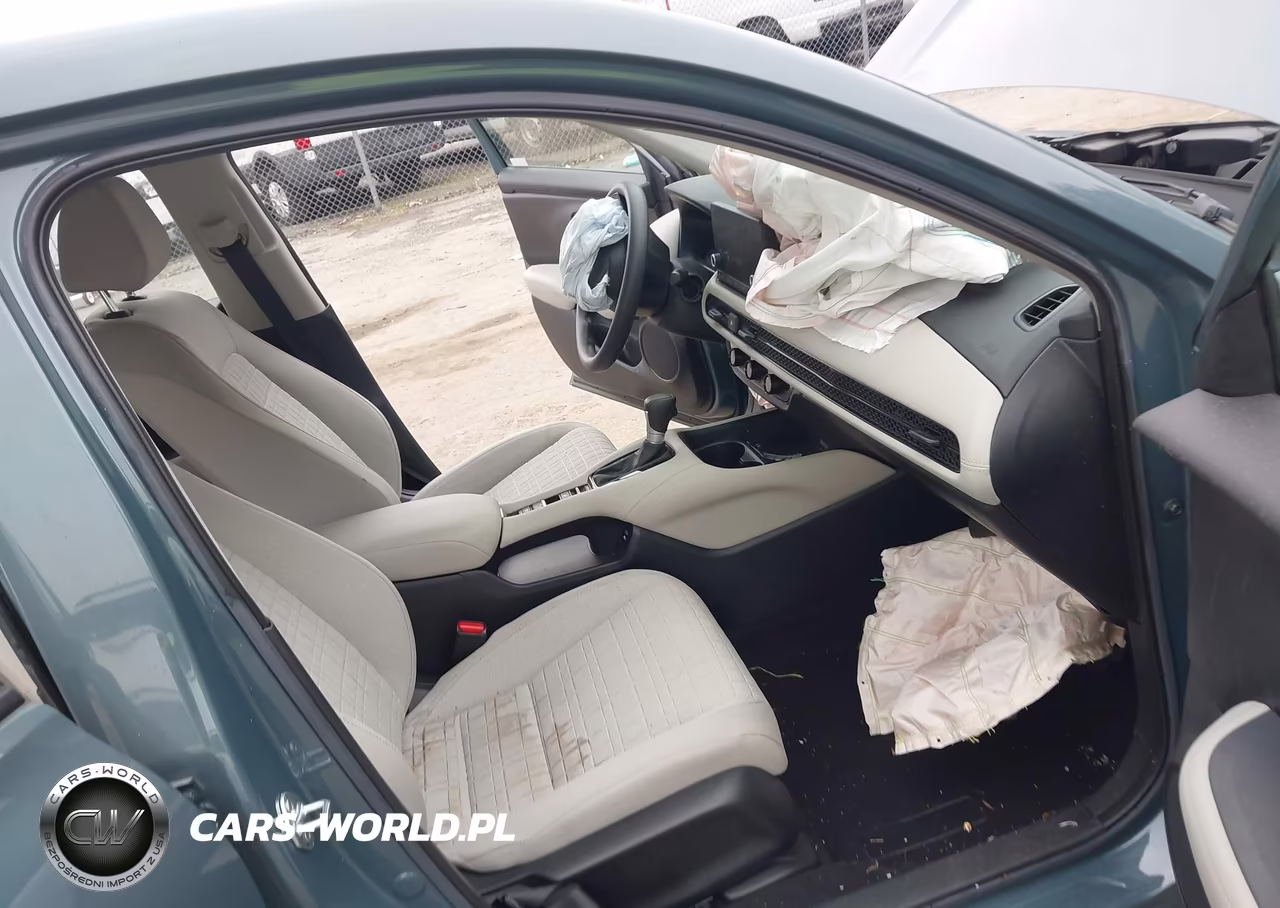 2024 Honda Hr-V Awd Lx VIN:3CZRZ2H34RM710949 - 5