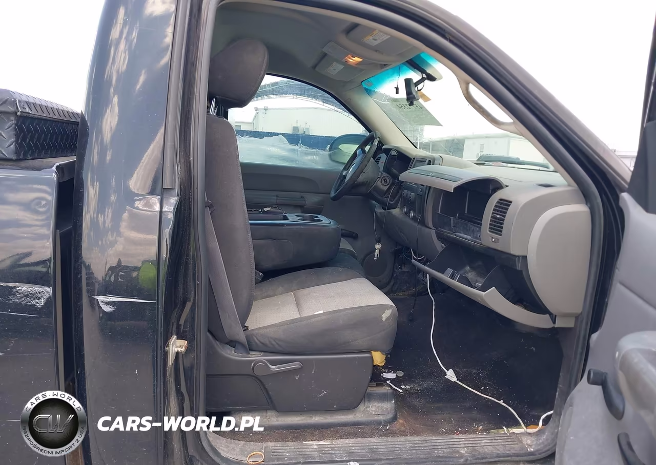 2008 Chevrolet Silverado 1500 Work Truck VIN:1GCEC14C88Z232764 - 5