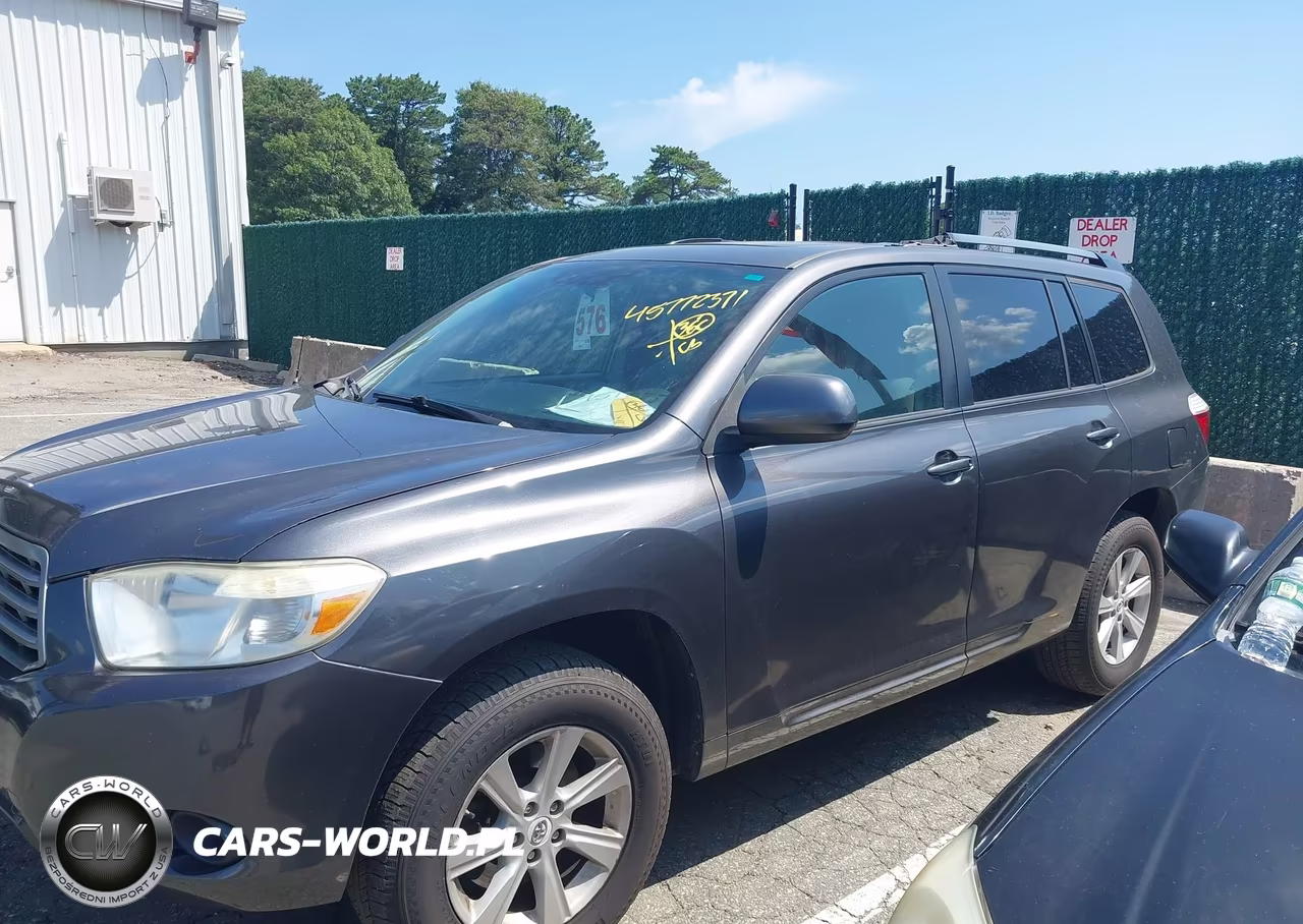 2010 Toyota Highlander Base V6 VIN:5TDBK3EHXAS005207 - 14