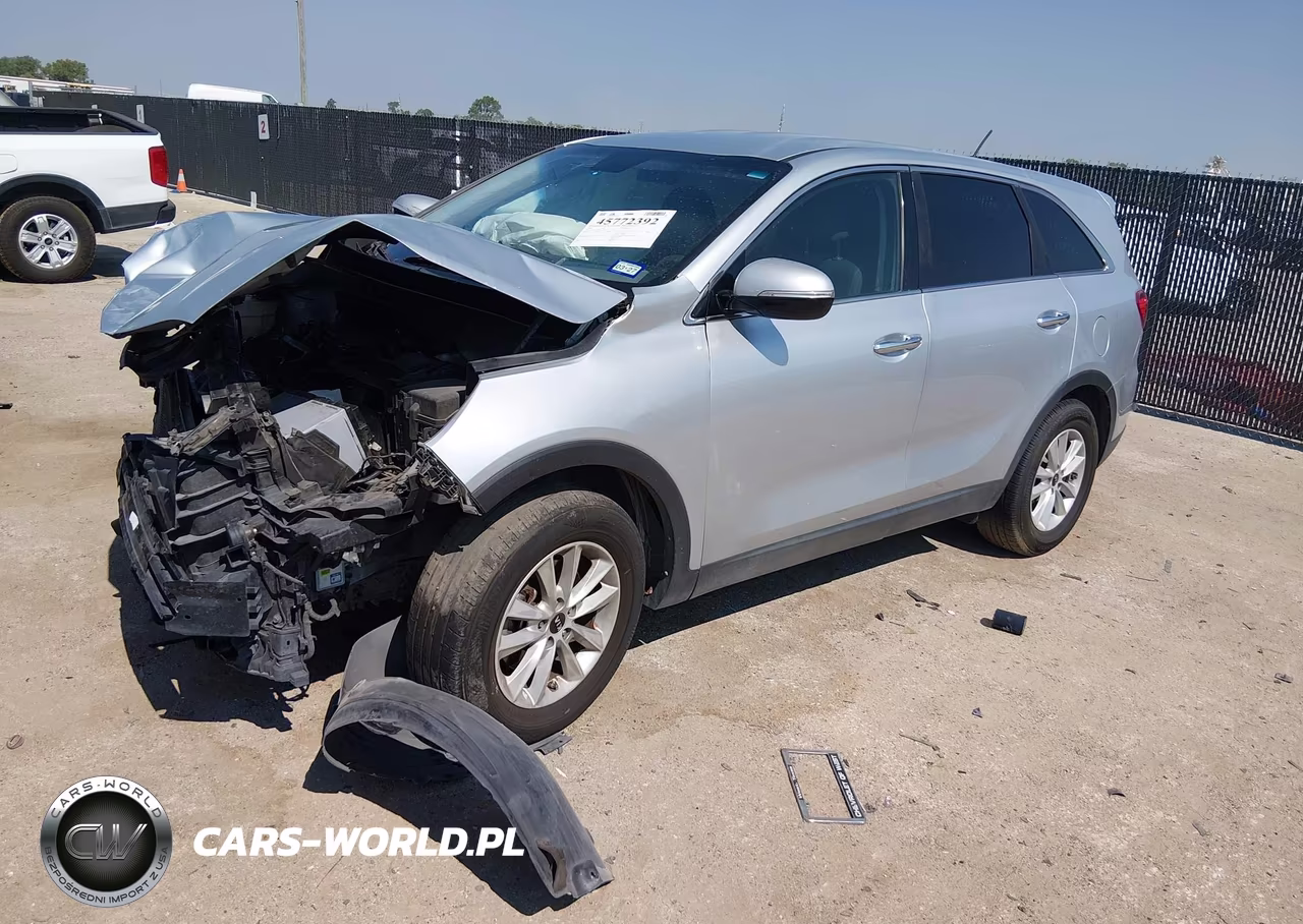 2019 Kia Sorento 3.3L Lx VIN:5XYPG4A52KG579193 - 2