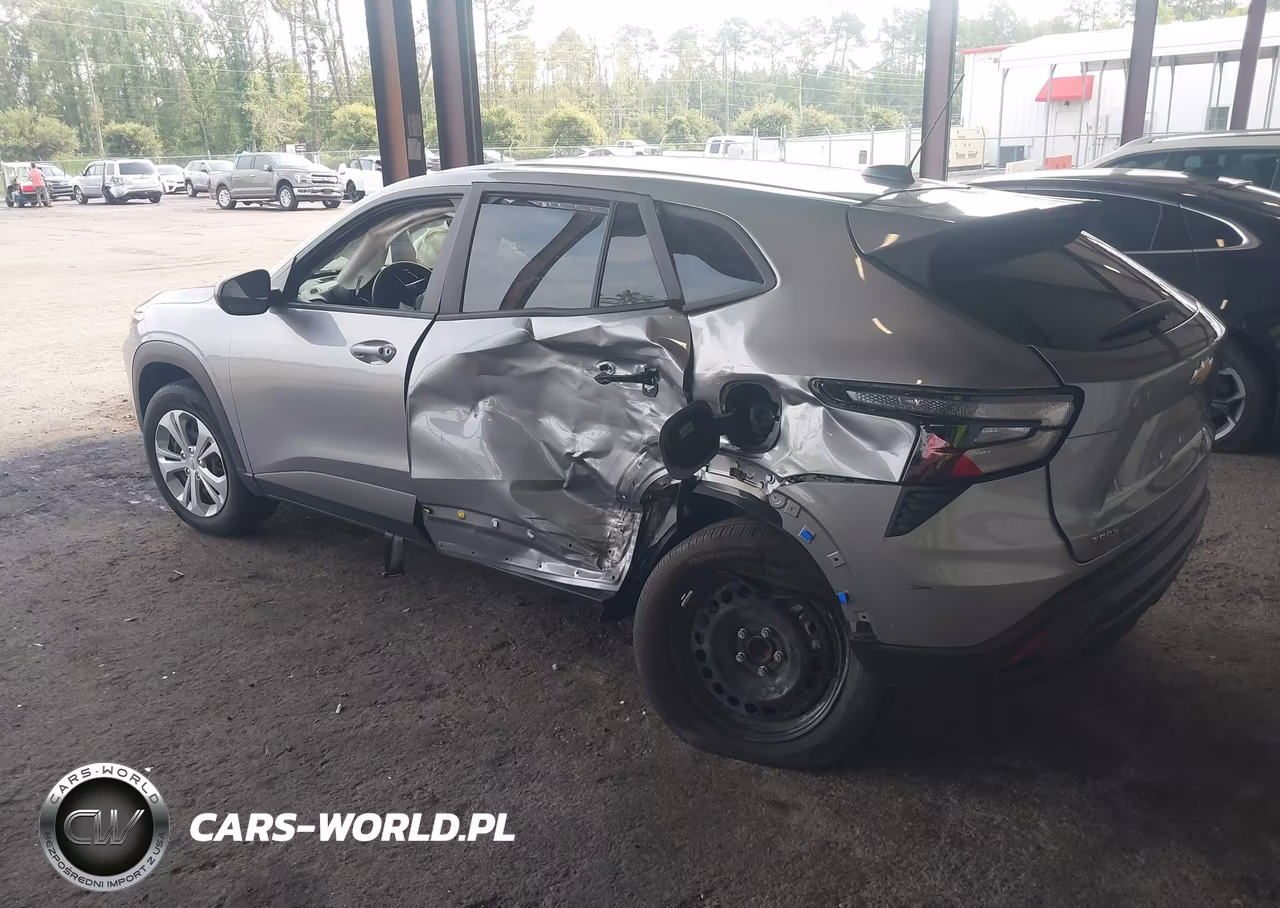 2024 Chevrolet Trax Fwd Sp VIN:KL77LFE22RC156312 - 3