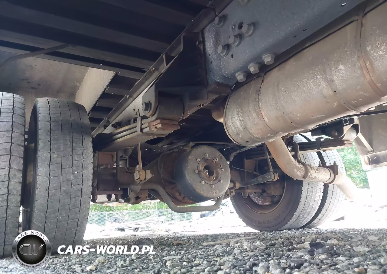 2016 Ford F-59 Commercial Stripped VIN:1F66F5KY1G0A08534 - 24
