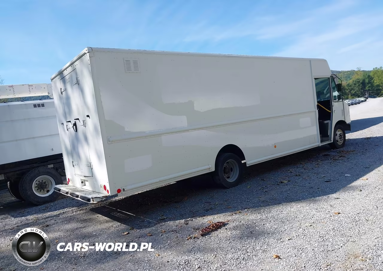 2016 Ford F-59 Commercial Stripped VIN:1F66F5KY1G0A08534 - 4